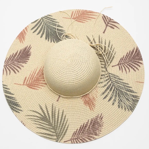 Palm Leaves Straw Sun Hat - Picture 1 of 2
